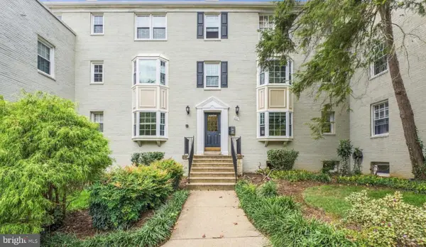 822 S Arlington Mill Dr S #2-302, ARLINGTON, VA 22204