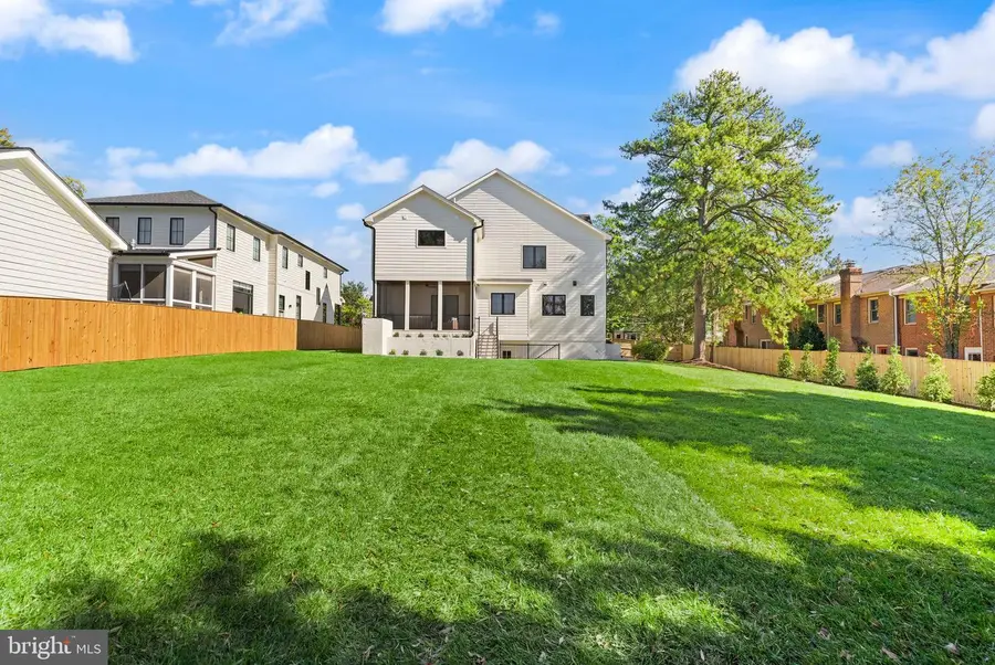 858 N Frederick St, Arlington, VA 22205 - #3
