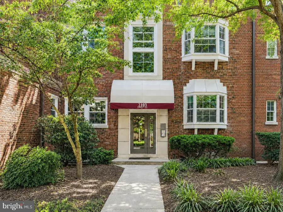 2103 N Scott St #84, Arlington, VA 22209 - #3
