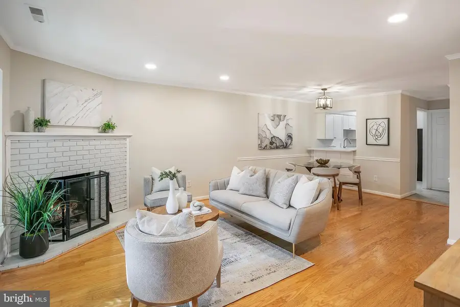 1114 N Taylor St #a, Arlington, VA 22201 - #3