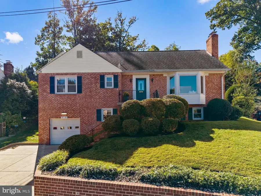2720 S Grove St, Arlington, VA 22202 - #2