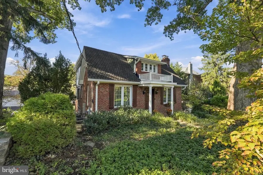 4518 N Glebe Rd, Arlington, VA 22207 - #2