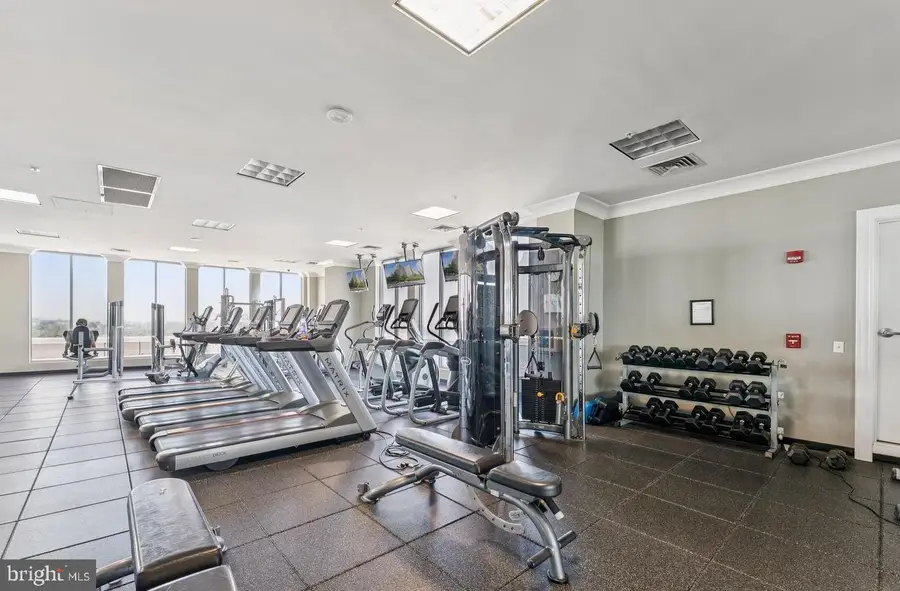 851 N Glebe Rd #806, Arlington, VA 22203 - #3