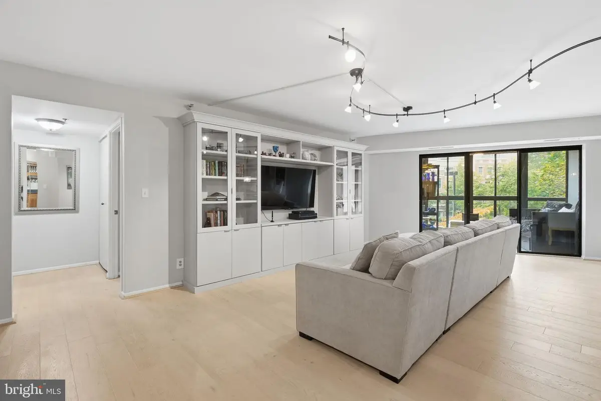 1600 N Oak St #532, Arlington, VA 22209 - #1