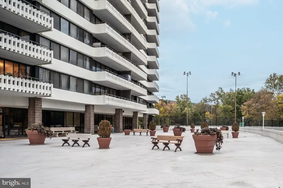 6301 Stevenson Ave #806, Alexandria, VA 22304 - Image #2