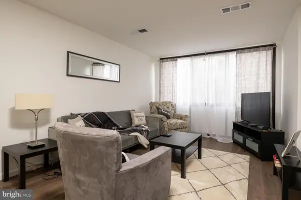 487 N Armistead St #101, ALEXANDRIA, VA 22312