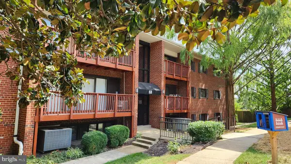 53 Skyhill Rd #301, ALEXANDRIA, VA 22314