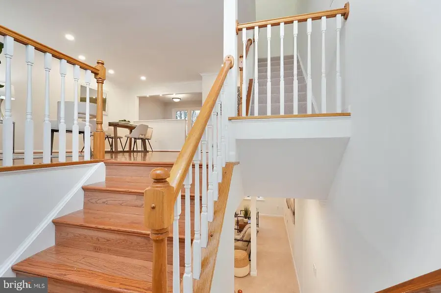 7 Carriage House Cir, Alexandria, VA 22304 - Image #3