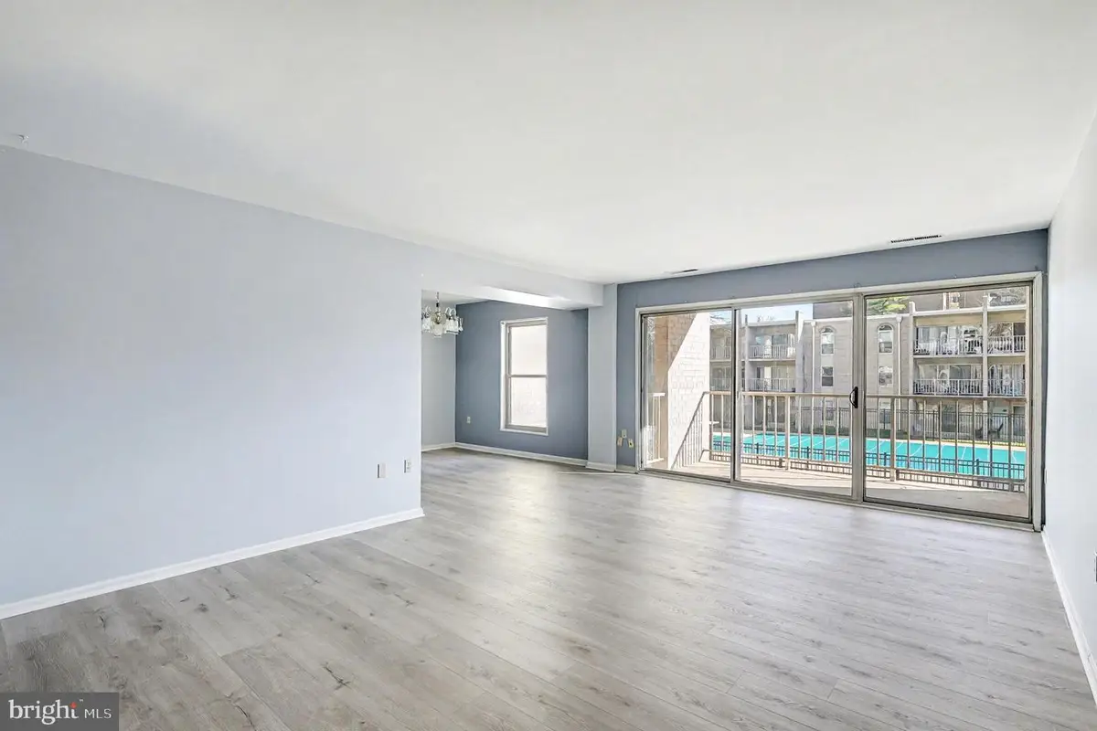 29 Canterbury Sq #201, Alexandria, VA 22304 - Image #1