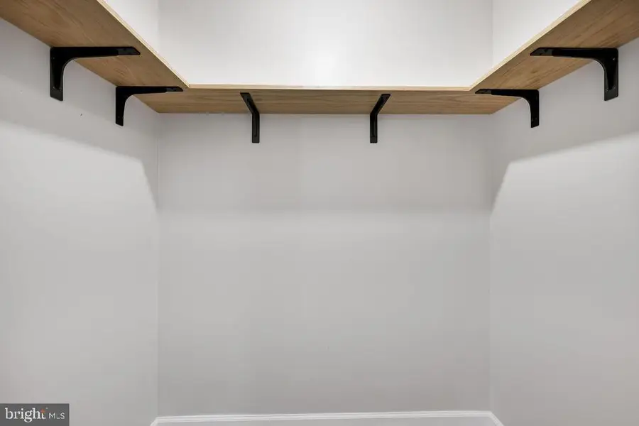 509 N Armistead St #103, Alexandria, VA 22312 - Image #3