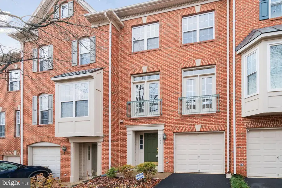 431 Stanton Pl, Alexandria, VA 22304 - Image #2