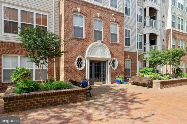 5108 Donovan Dr #105, ALEXANDRIA, VA 22304