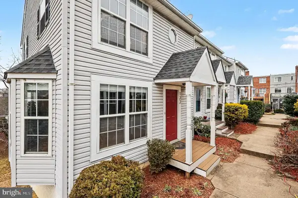 122 E Glebe Rd, ALEXANDRIA, VA 22305