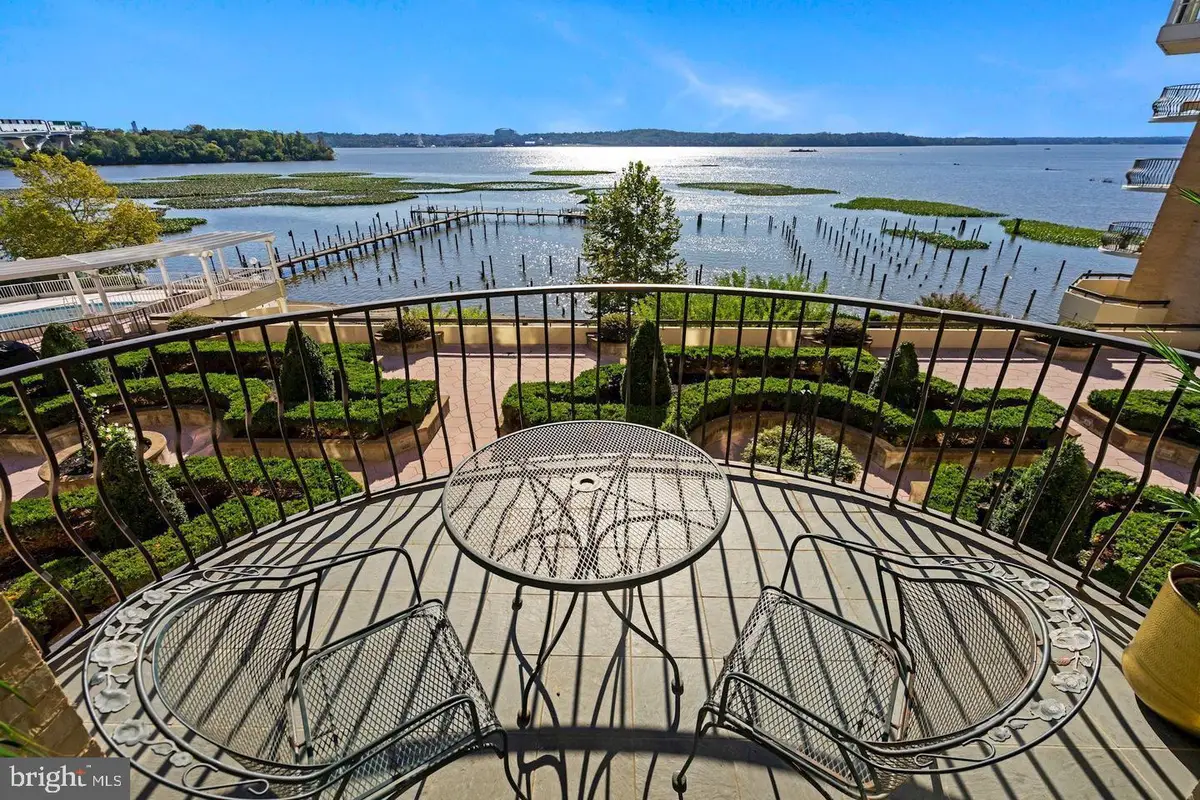 1250 S Washington St #203, Alexandria, VA 22314 - Image #1