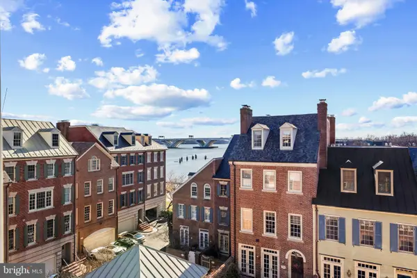 28 Wolfe St #34, ALEXANDRIA, VA 22314