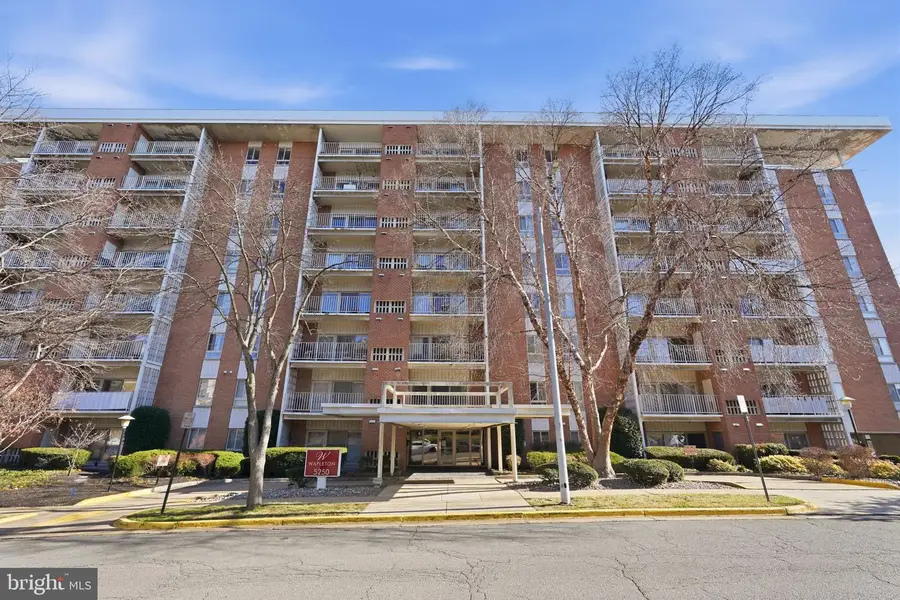 5250 Valley Forge Dr #108, Alexandria, VA 22304 - Image #2
