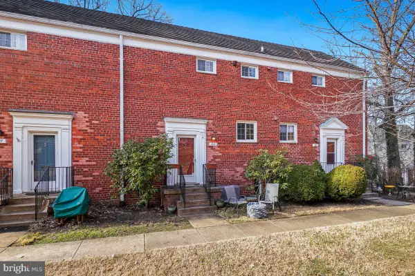 3219 Valley Dr, ALEXANDRIA, VA 22302