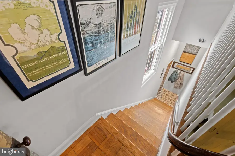 1649 Fitzgerald Ln, Alexandria, VA 22302 - Image #3