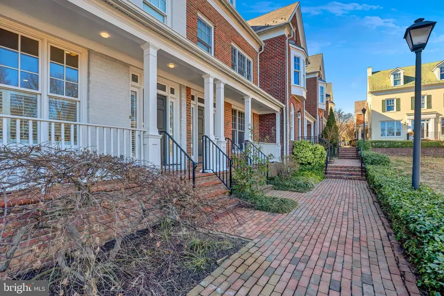 957 Powhatan St, Alexandria, VA 22314 - Image #3