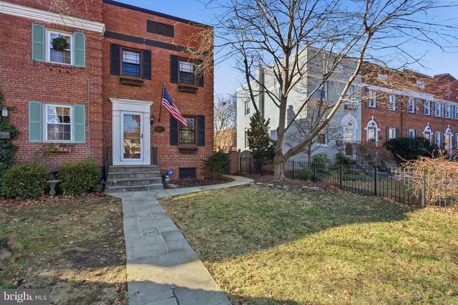 1120 Powhatan St, Alexandria, VA 22314 - Image #2