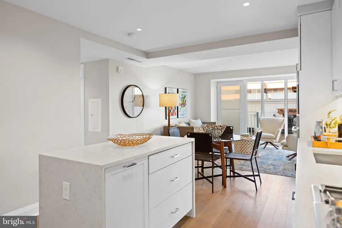 925 N Fairfax St #406, Alexandria, VA 22314 - Image #1