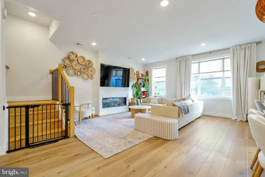 4937 Eisenhower Ave, Alexandria, VA 22304 - Image #3