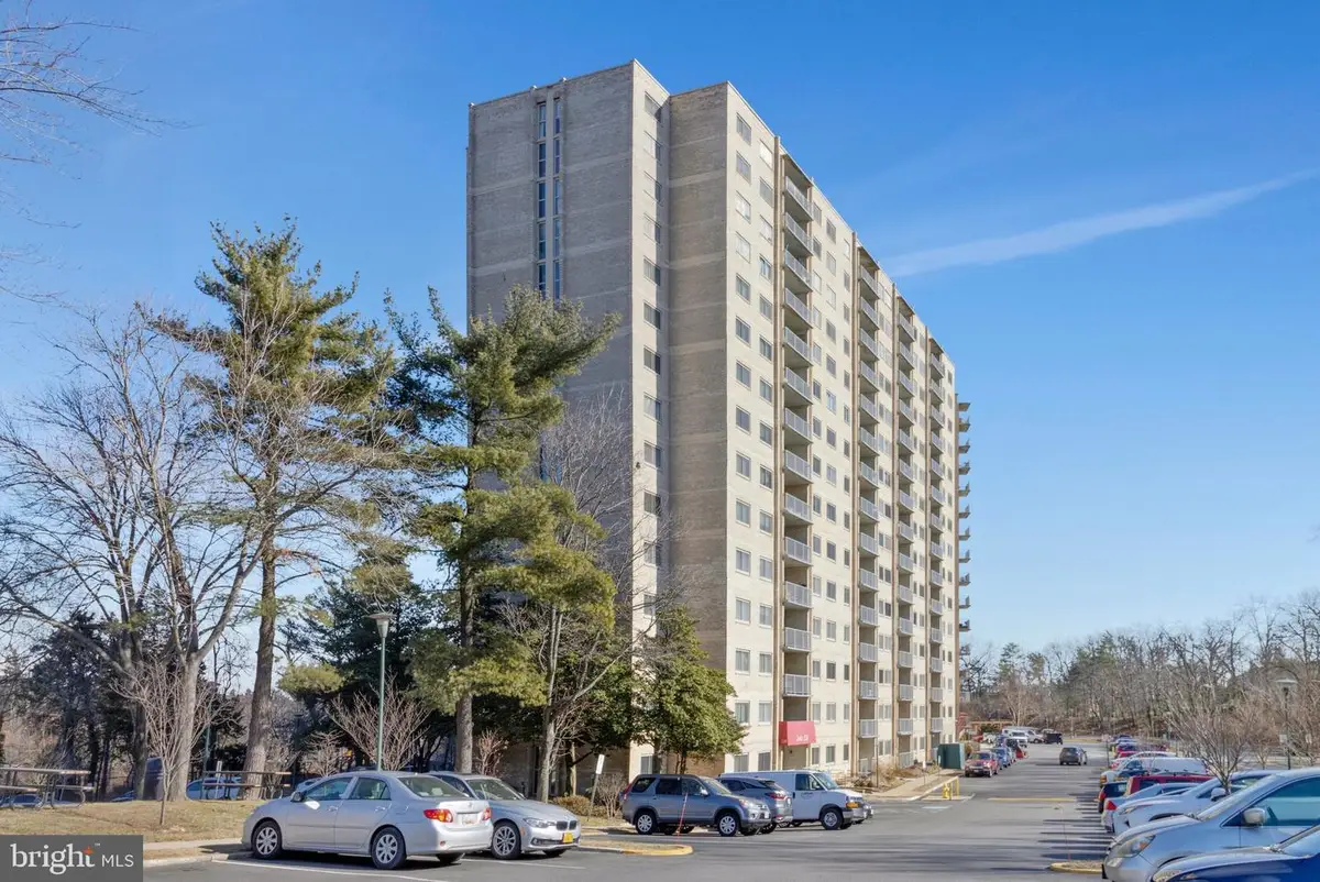 2500 N Van Dorn St #316, Alexandria, VA 22302 - Image #1