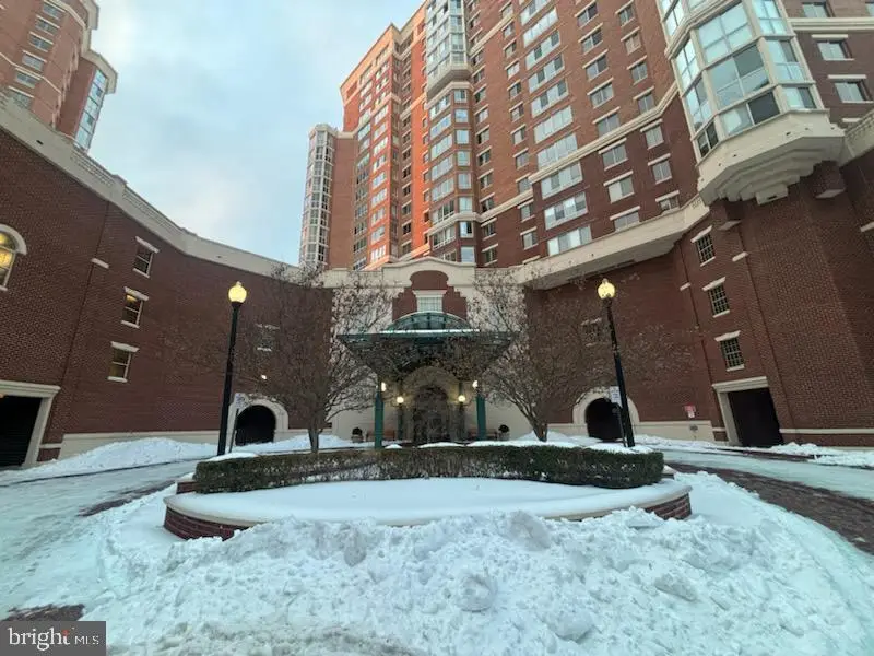 2121 Jamieson Ave #1103, Alexandria, VA 22314 - Image #1