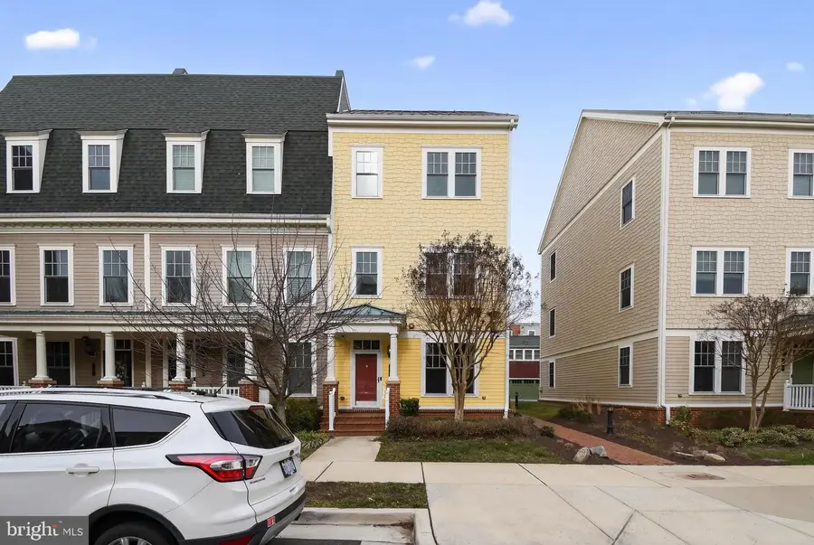 716 Diamond Ave, Alexandria, VA 22301 - Image #2