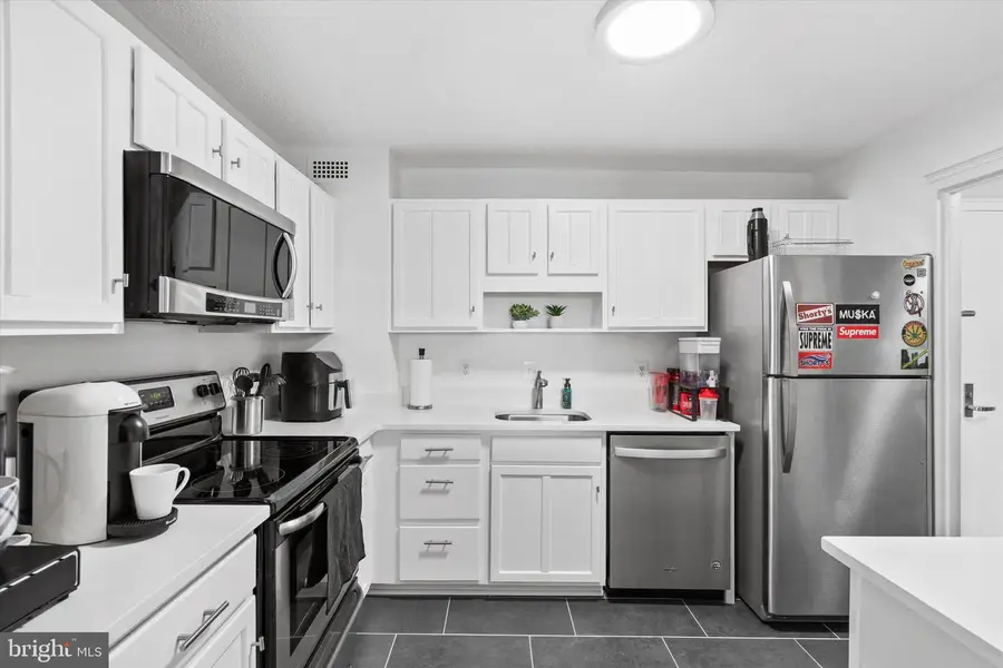 200 N Pickett St #1013, Alexandria, VA 22304 - #3