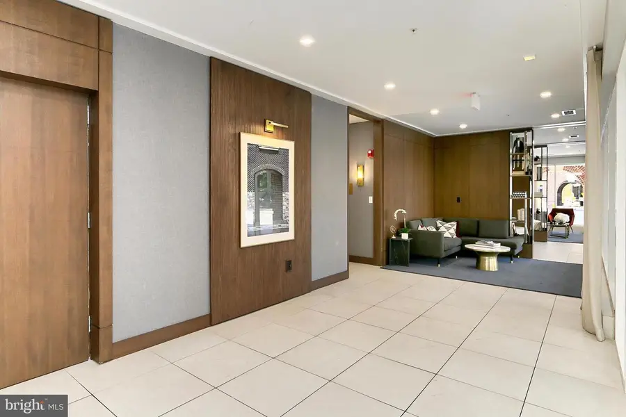 635 Slaters Ln #g-01, Alexandria, VA 22314 - Image #3