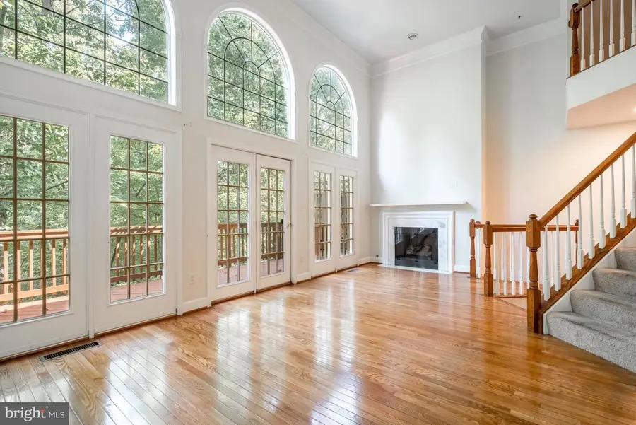 2505 Gadsby Pl, Alexandria, VA 22311 - Image #3