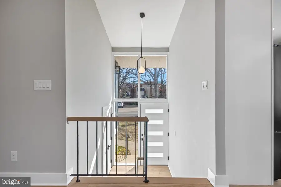 5345 Echols Ave, Alexandria, VA 22311 - Image #3