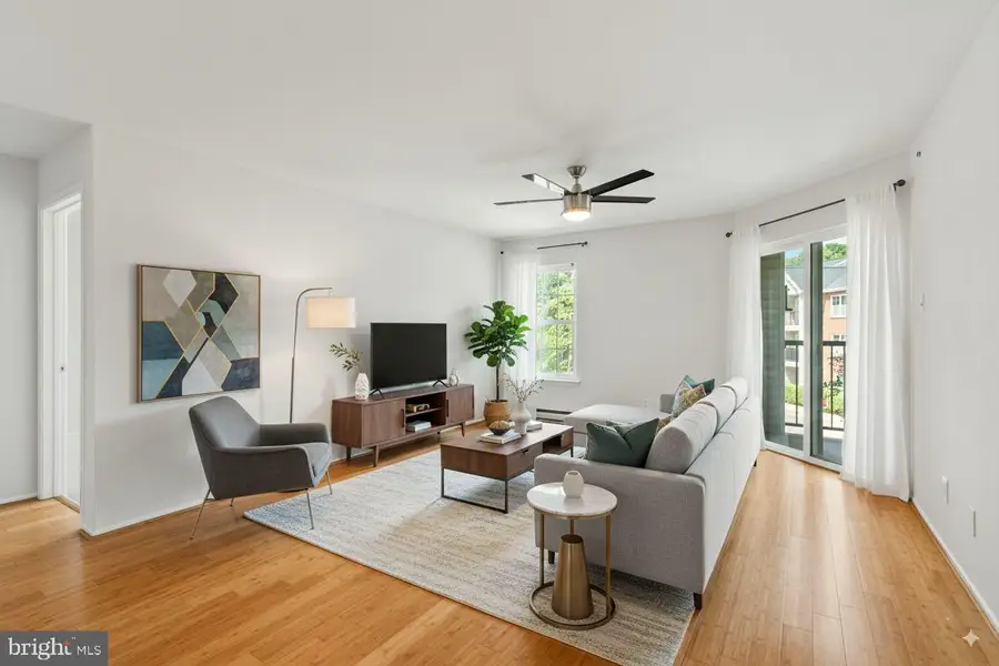 3309 Wyndham Cir #2186, Alexandria, VA 22302 - #3