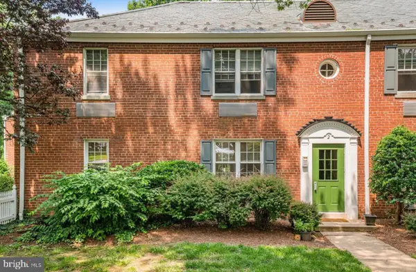 2 Auburn Ct #b, ALEXANDRIA, VA 22305