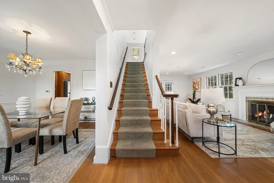 2404 King St, Alexandria, VA 22301 - #2