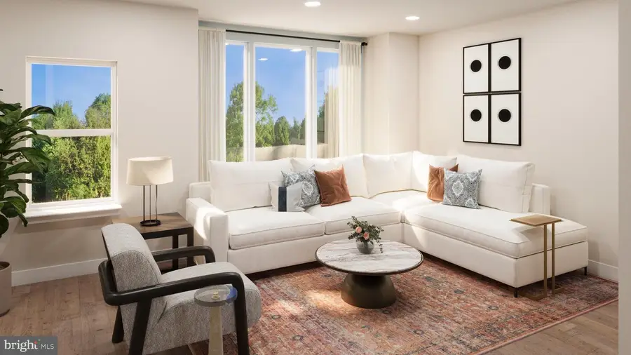 816 Gibbon Street, Alexandria, VA 22314 - #3