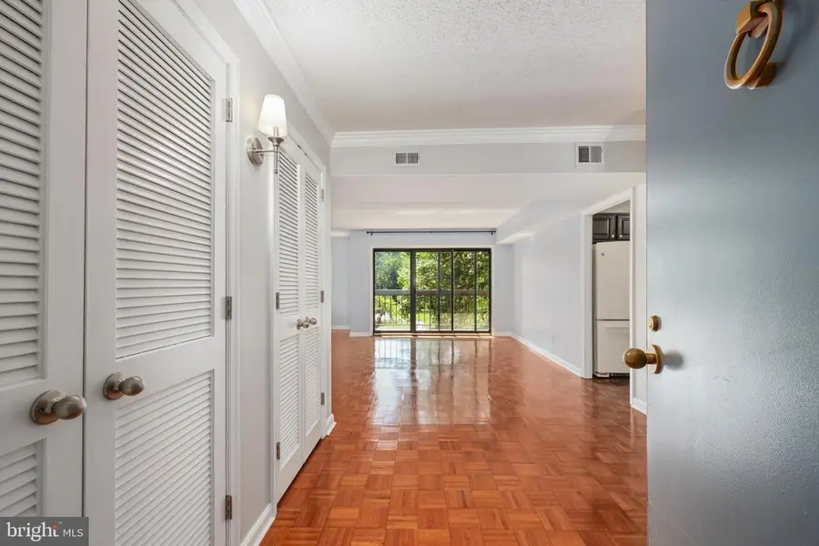 803 N Howard St #252, Alexandria, VA 22304 - #3