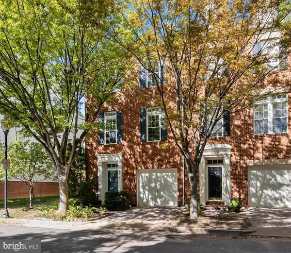 4925 Waple Ln, ALEXANDRIA, VA 22304