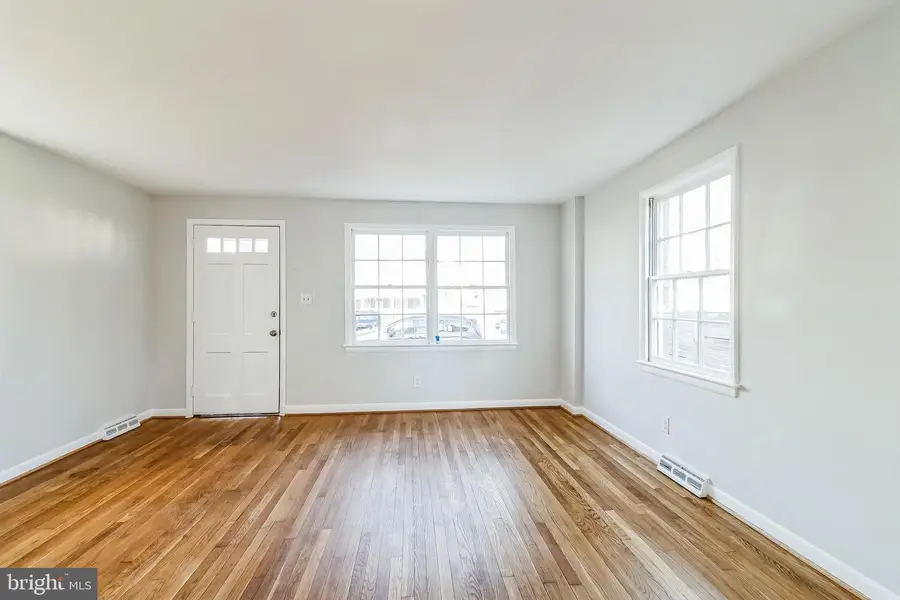 3829 Elbert Ave, Alexandria, VA 22305 - #3