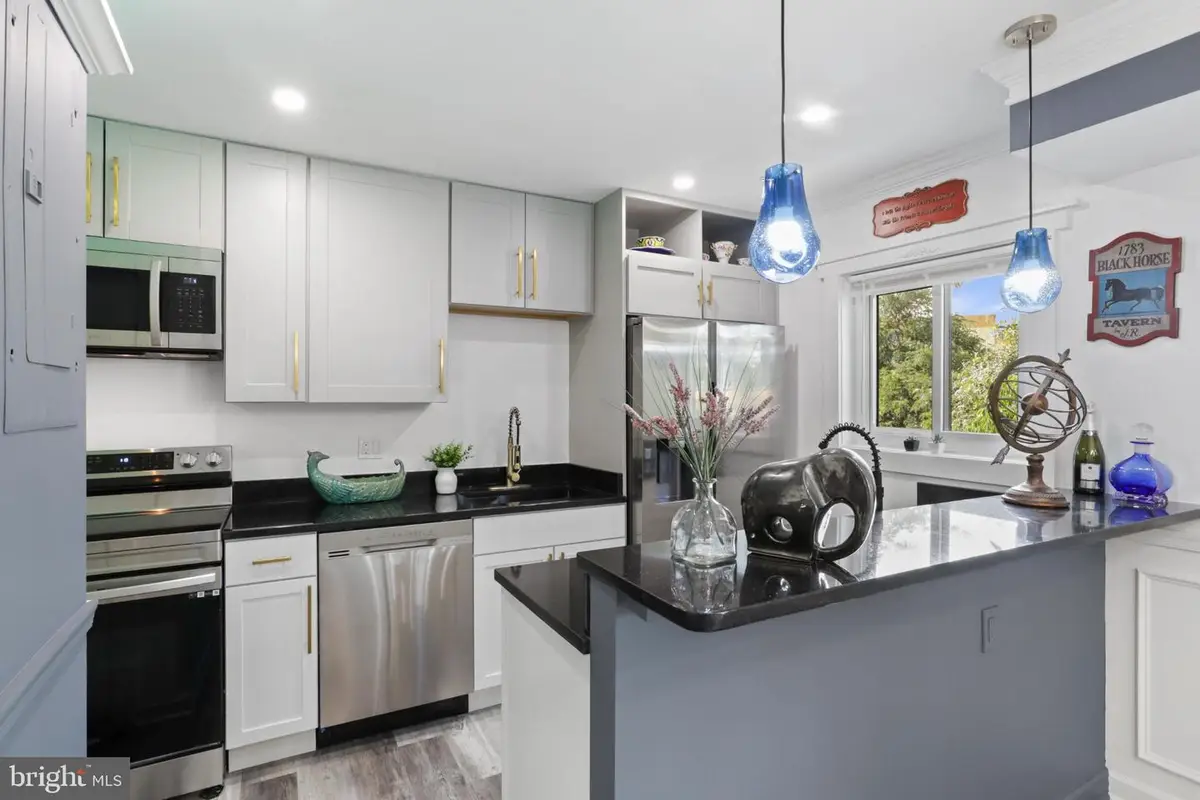 3320 S 28th St #403, Alexandria, VA 22302 - #1