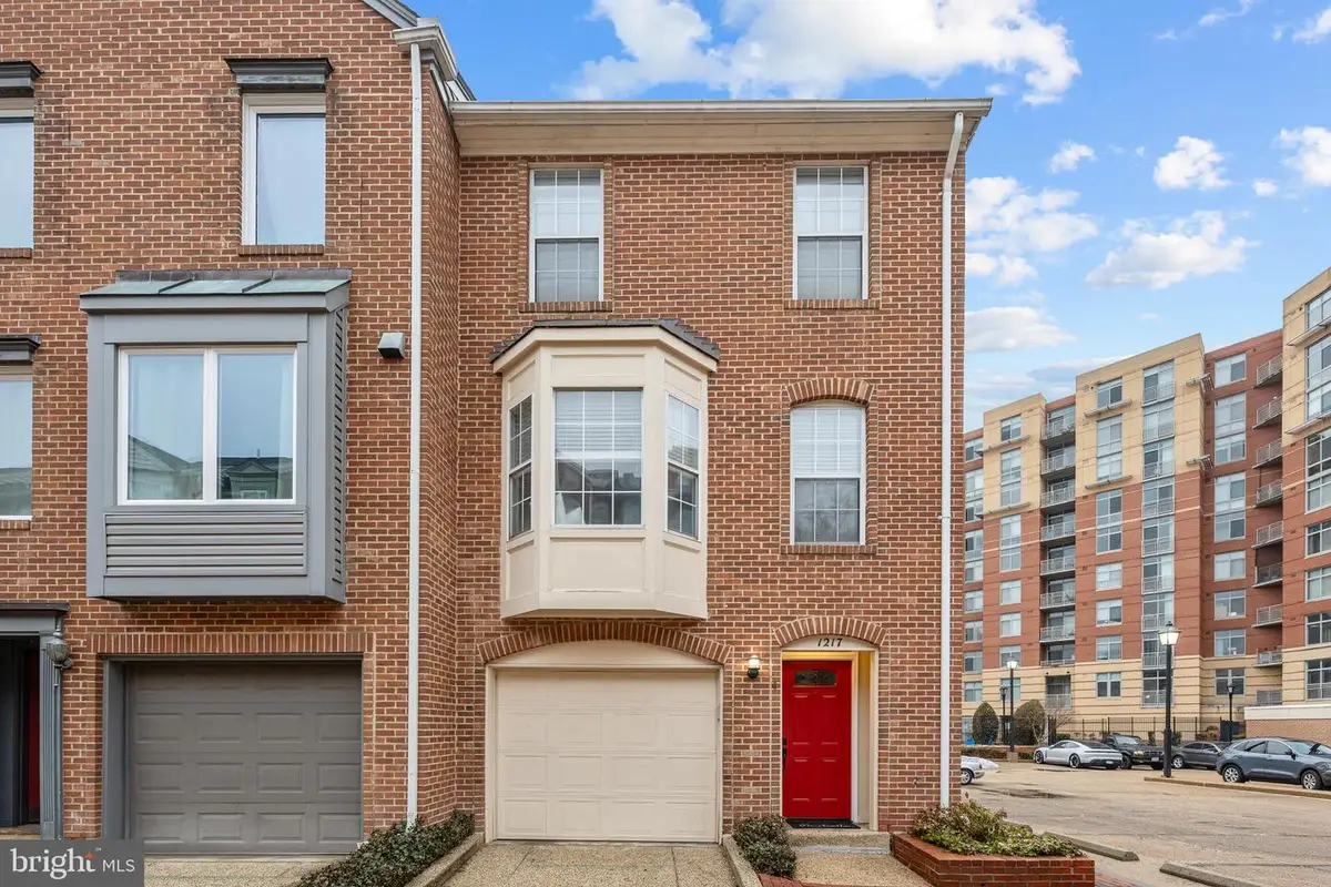 1217 Madison St, Alexandria, VA 22314 - #1