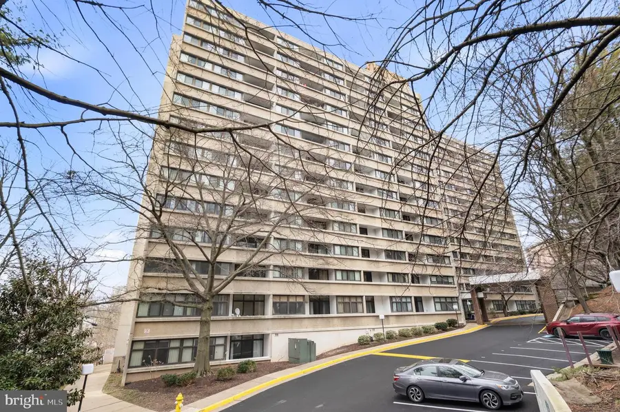 5911 Edsall Rd #0g13, Alexandria, VA 22304 - #2