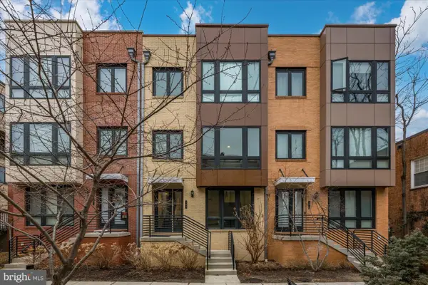 105 Cambria Walk, ALEXANDRIA, VA 22304