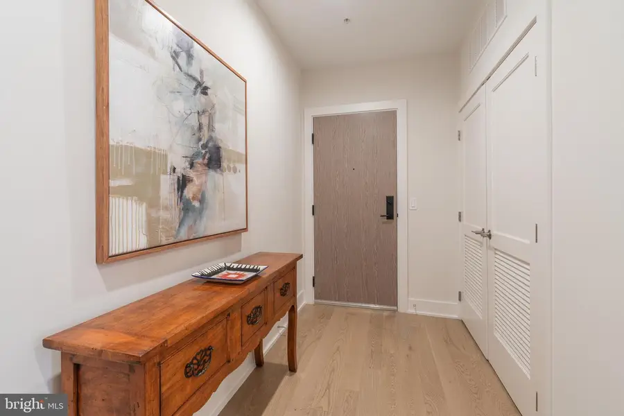 737 Swann Ave #402, Alexandria, VA 22301 - #2