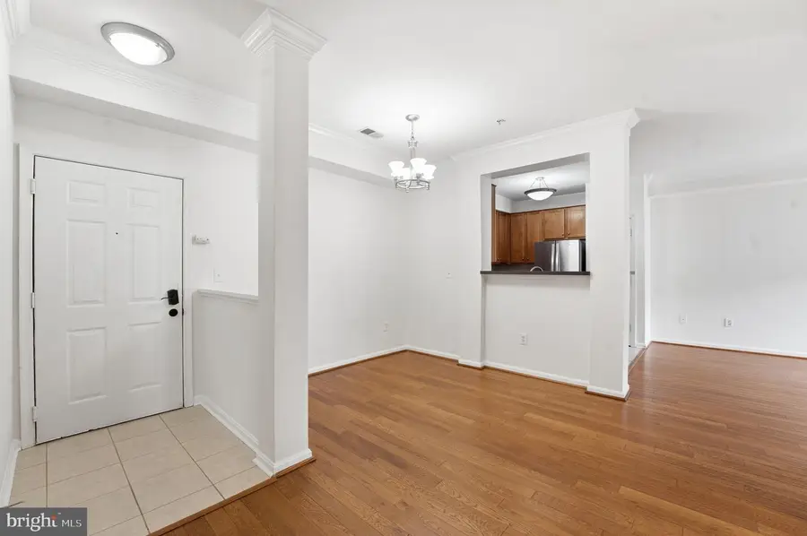 4854 Eisenhower Ave #351, Alexandria, VA 22304 - #2