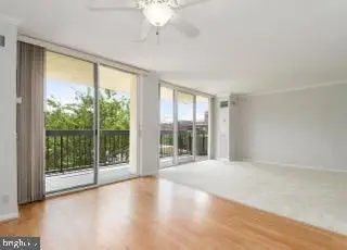 400 Madison St #301, Alexandria, VA 22314 - #3