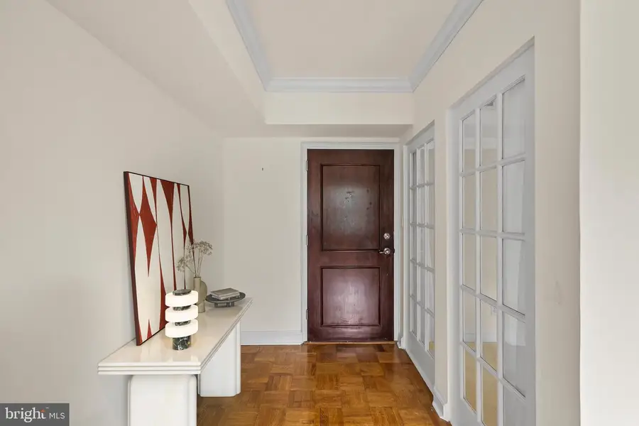 719 S Saint Asaph St #201, Alexandria, VA 22314 - #3