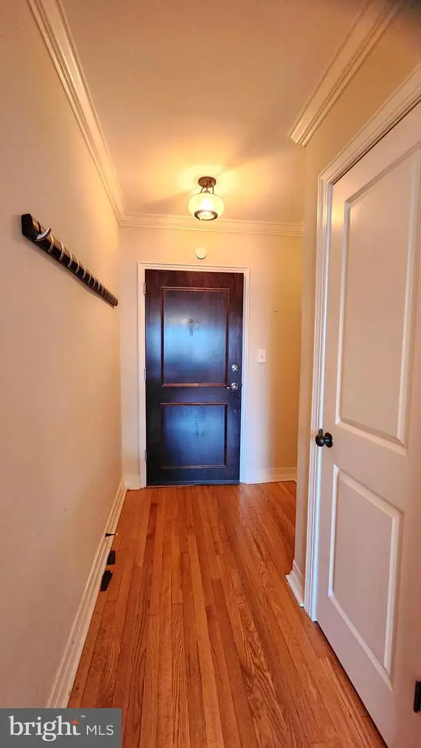 820b S Washington St #326, Alexandria, VA 22314 - #3