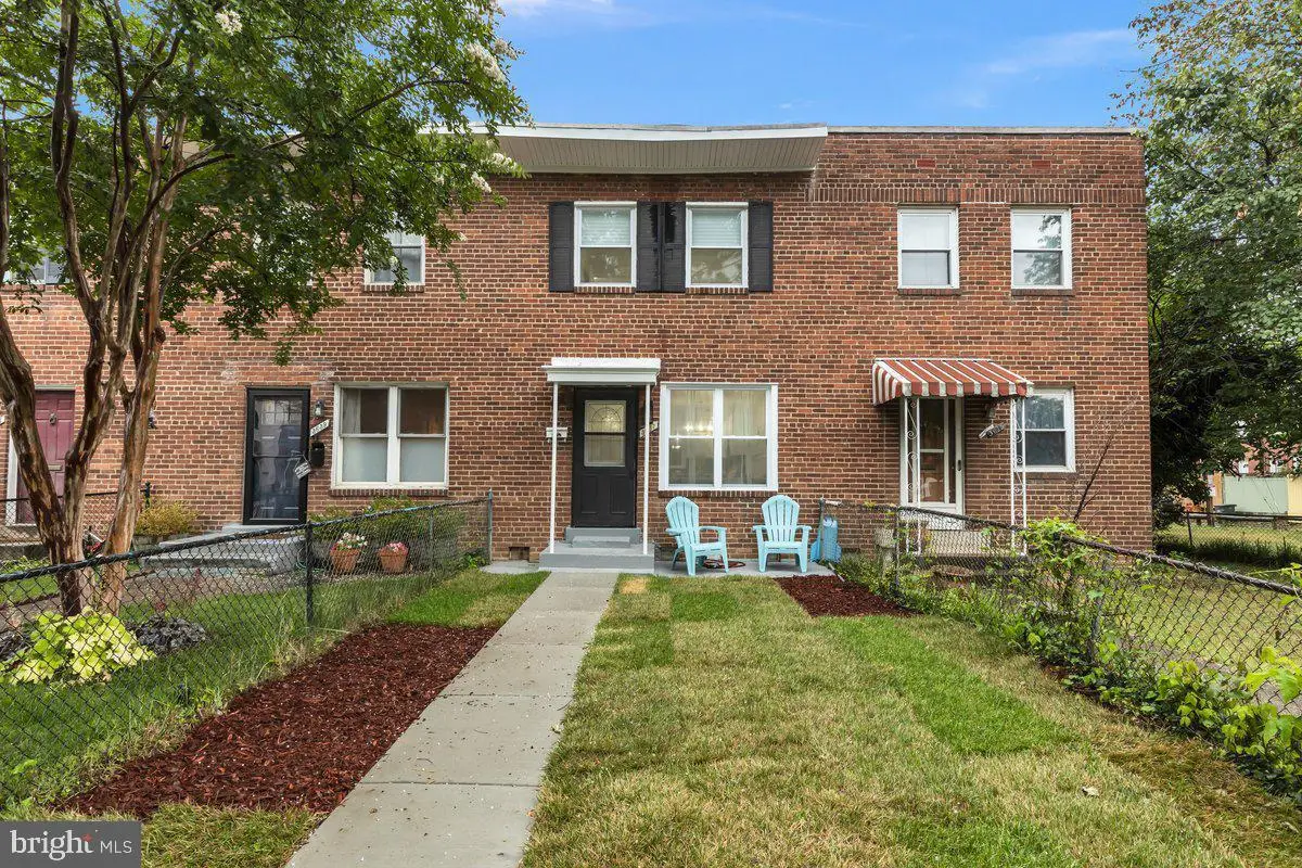 3637 Edison St, Alexandria, VA 22305 - #1